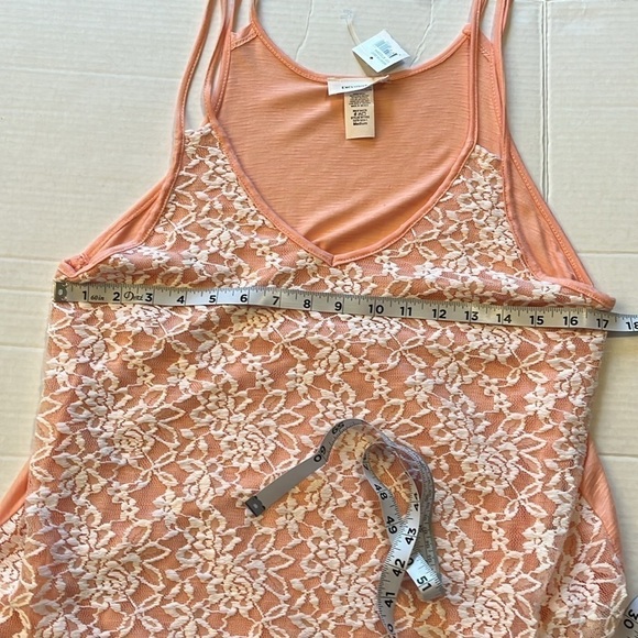 NWT-exclusive one-medium-Peach with cream lace-Fancy tank top blouse - Picture 6 of 7
